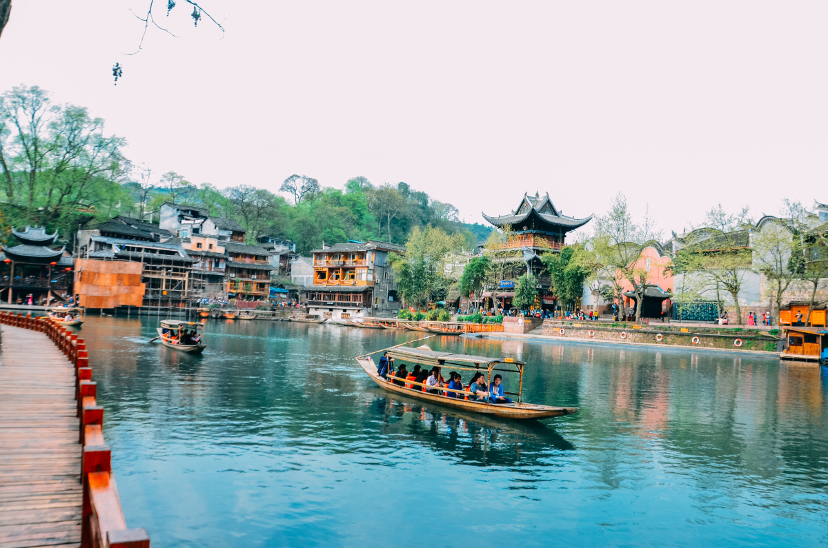 红色足迹，绿色家园，湖南风采